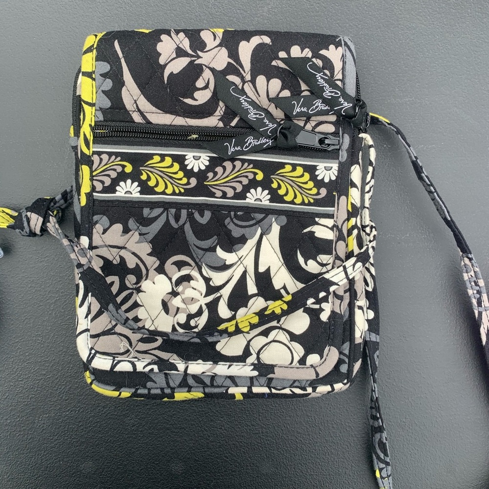 VERA BRADLEY CROSSBODY